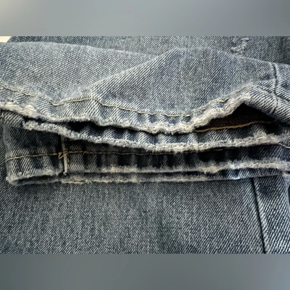 Aeropostale Men’s Slim Straight Jeans 32x32 | 2015 Denim | Distressed Light Wash